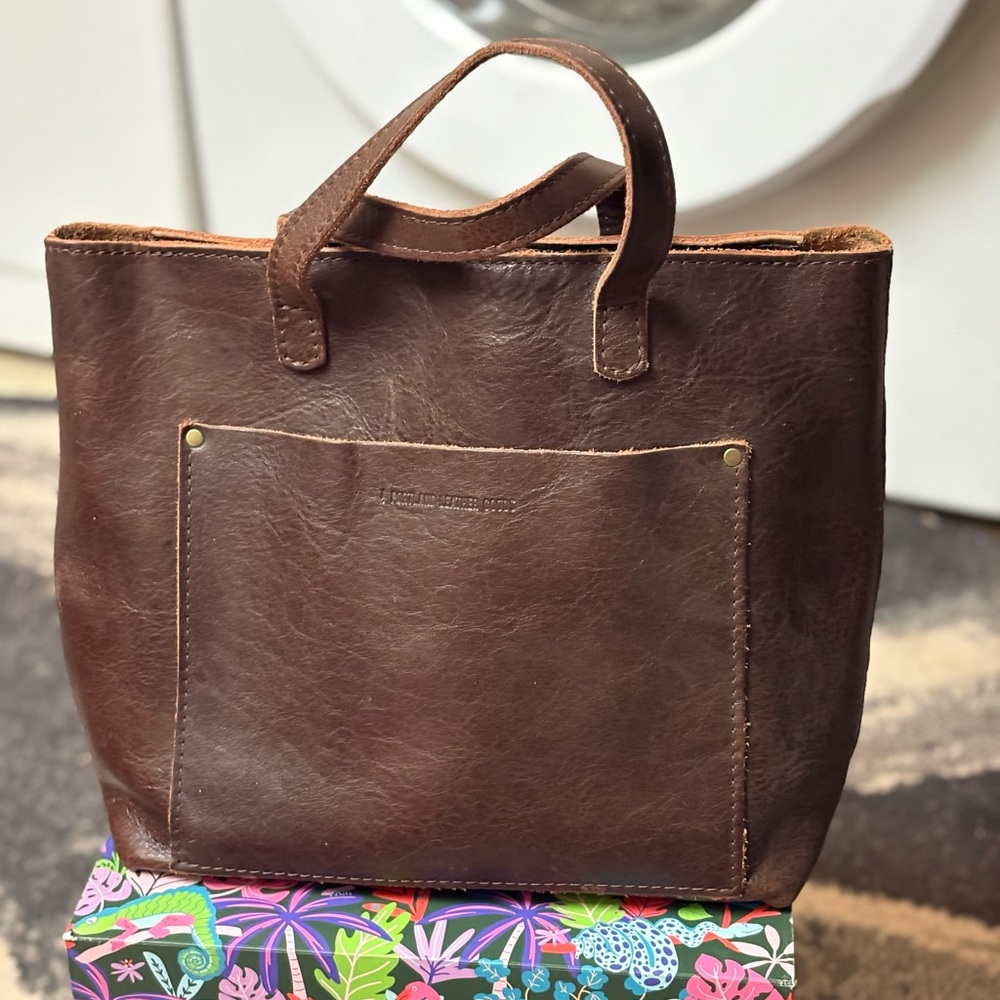 Mystery Brown Medium Zippered Crossbody
